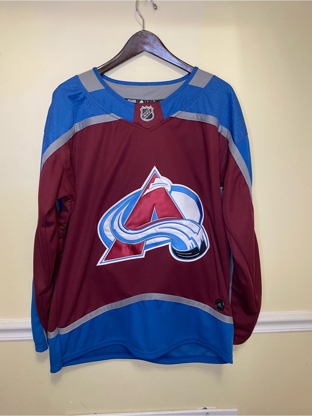 ADIDAS Colorado Avalanche Philipp Grubauer #31 NHL Men’s Jersey  Size 50